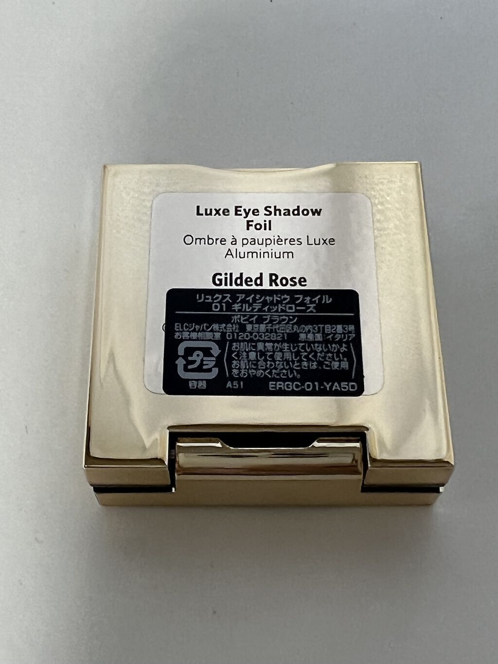 リュクスアイシャドウ 01 ギルディッドローズ(フォイル)/BOBBI BROWN/単色アイシャドウを使ったクチコミ（3枚目）