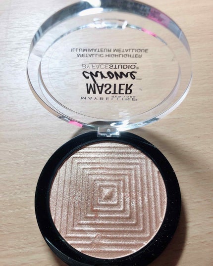 マスタークロームハイライター/MAYBELLINE NEW YORK/パウダーハイライトを使ったクチコミ(1枚目)