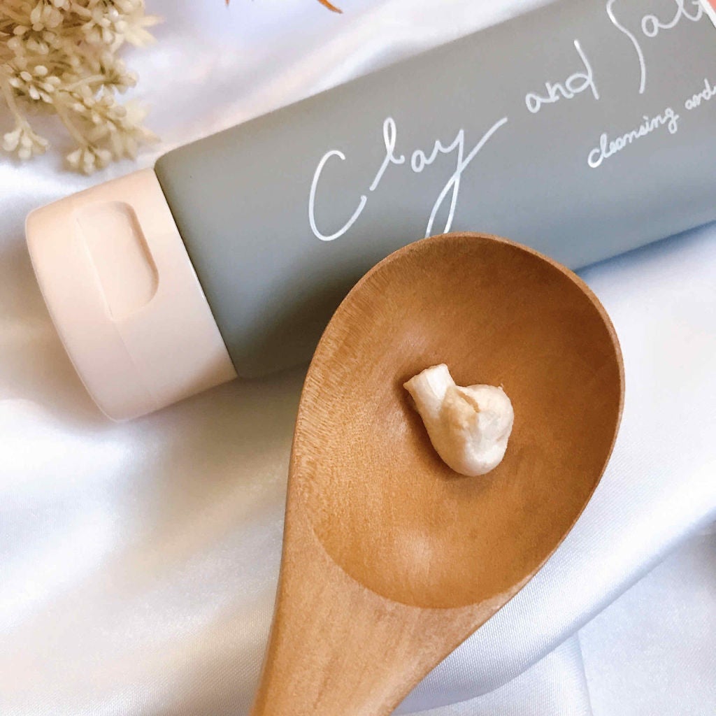 びーちゃん🍓⸝⸝꙳ on LIPS 「びーちゃんです♡クレイ&ソルトクレンジングフォーム//なんと..」(2枚目)