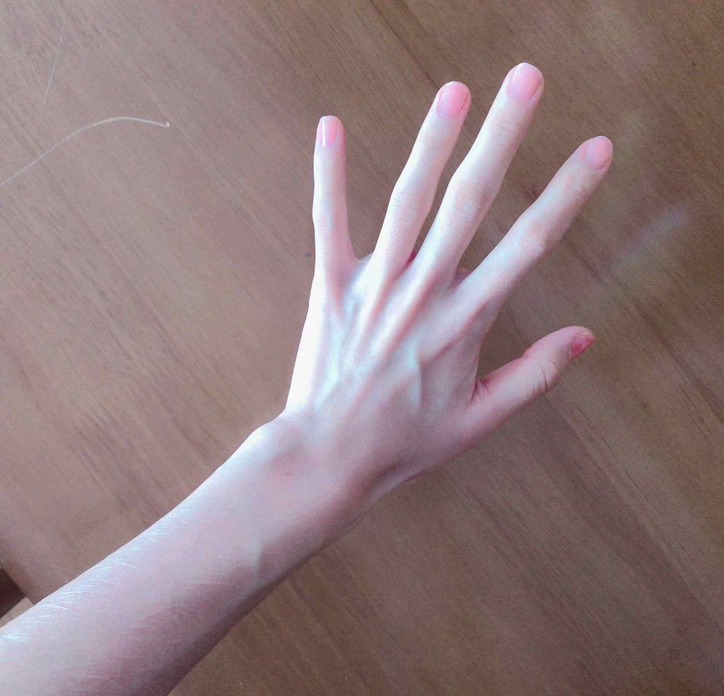 ネイルファンデーション/パラドゥ/マニキュアを使ったクチコミ(1枚目)