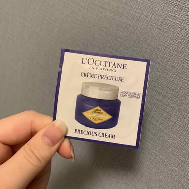 L'OCCITANE イモーテル プレシューズクリームのクチコミ「♥L'OCCITAN イモーテル プレシューズ クリーム

#サンプルトライ

だいぶこっくり.....」（1枚目）