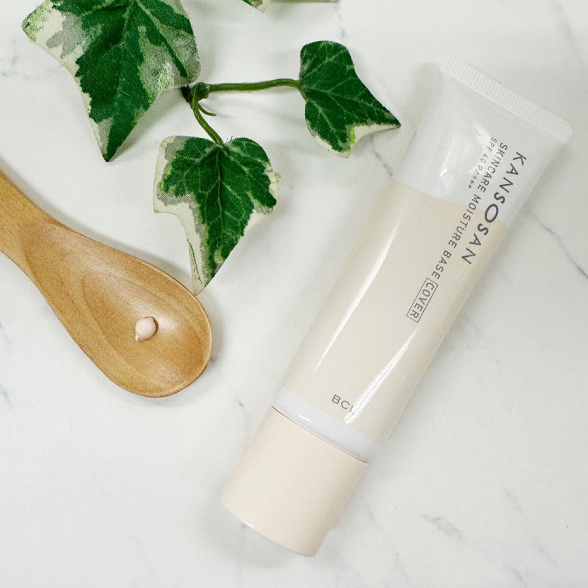 乾燥さん 保湿力スキンケア下地 /乾燥さん/化粧下地を使ったクチコミ(2枚目)