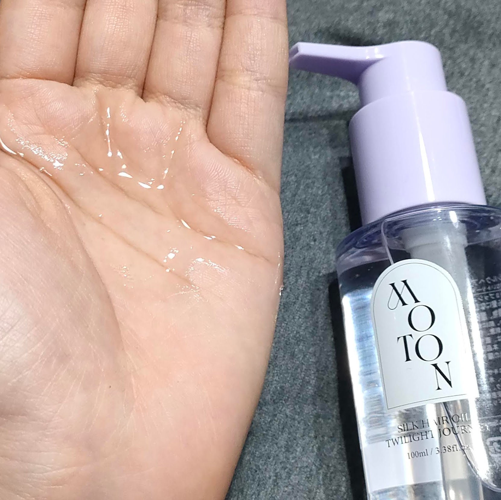 MOTON MOTON シルクヘアオイル トワイライトジャーニーのクチコミ「MOTON(モトン)
シルクヘアオイル
トワイライトジャーニーの香り

香水のようなヘアオイル.....」（1枚目）