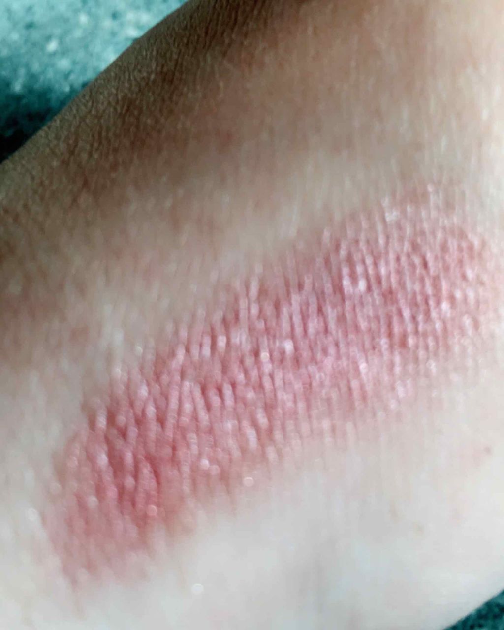 シングルカラーアイシャドウ/CEZANNE/単色アイシャドウを使ったクチコミ(2枚目)