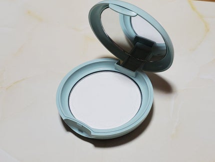 ノーセバム ミネラルパクト N/innisfree/プレストパウダーを使ったクチコミ(2枚目)