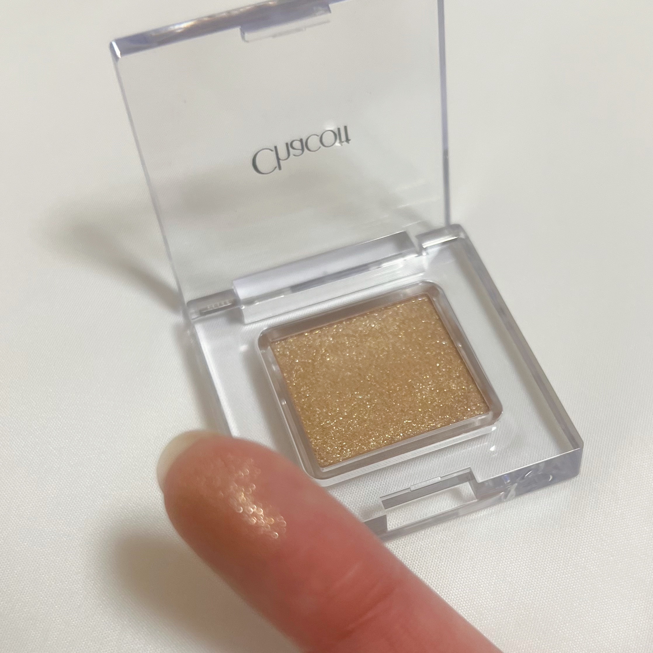 マルチカラーバリエーション スパークル/チャコット・コスメティクス/単色アイシャドウを使ったクチコミ（2枚目）