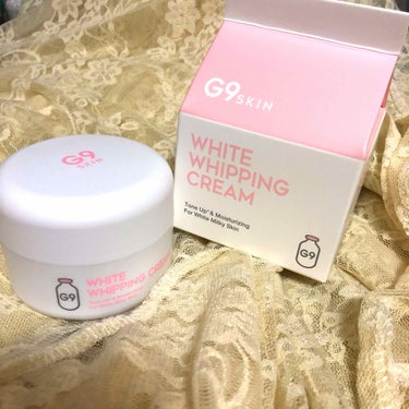 お久しぶりです🥰

今回の投稿は
G9SKIN WHITE WHIPPING CREAM
ホワイト ホイッピング クリーム 
甘いミルクの香り🍼 です！

下地なのにスキンケアにも使える
あの噂のウユク