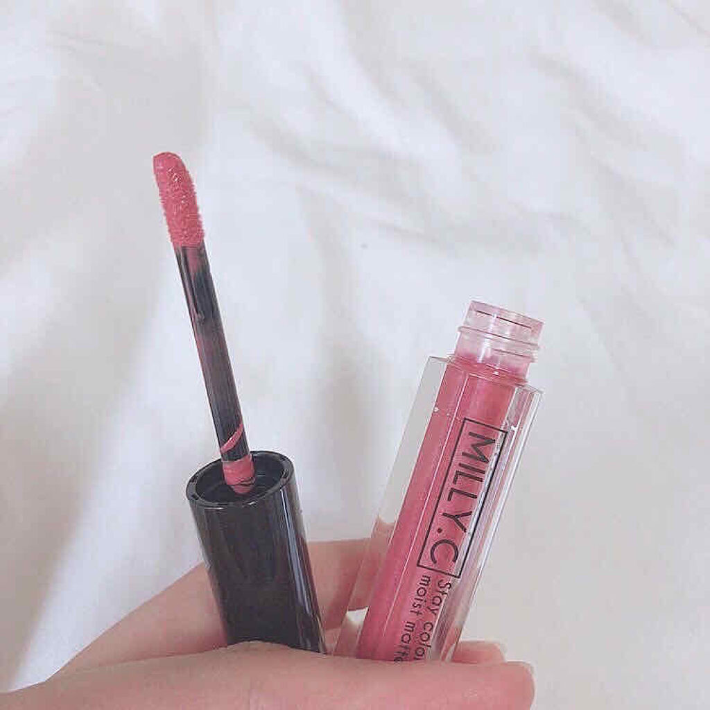 ステイカラーモイストマットリップ/MILLY.C（ミリーシー）/口紅を使ったクチコミ（2枚目）