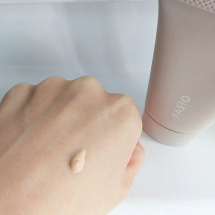 エアリーステイ BB ティント モイスト/FASIO/BBクリームを使ったクチコミ(3枚目)