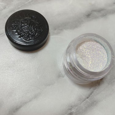 Sigil Inspired Magic Eyeshadows/SIGIL inspired/パウダーアイシャドウを使ったクチコミ（2枚目）