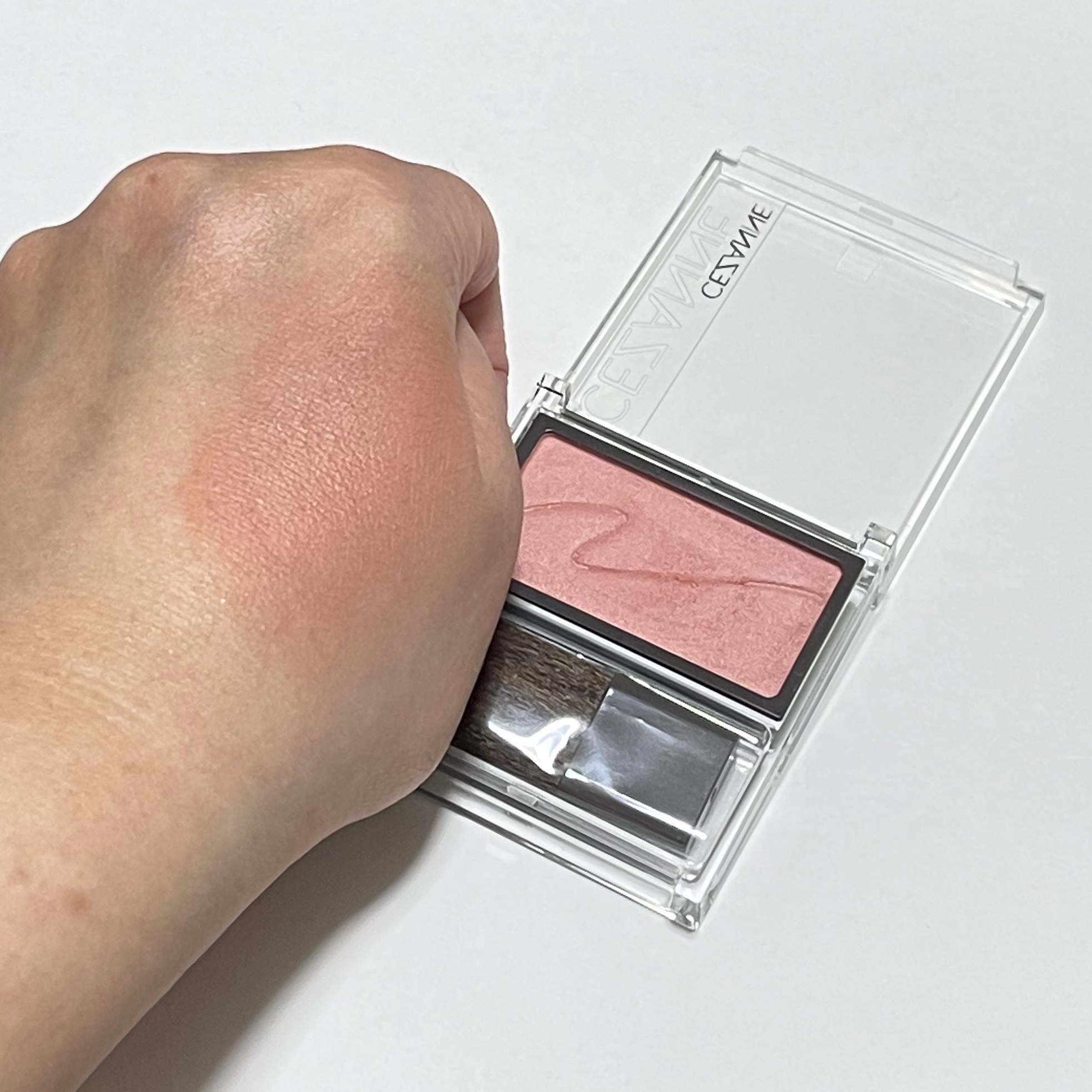 チークブラッシュ/CEZANNE/パウダーチークを使ったクチコミ（3枚目）