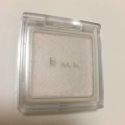 インジーニアス パウダーアイズ N/RMK/単色アイシャドウを使ったクチコミ(1枚目)