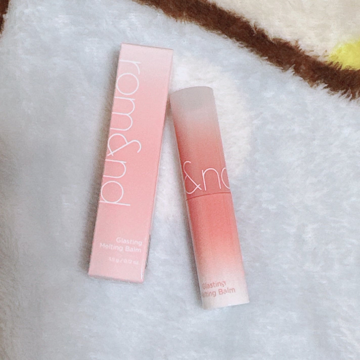 グラスティングメルティングバーム/rom&nd/リップバームを使ったクチコミ(1枚目)