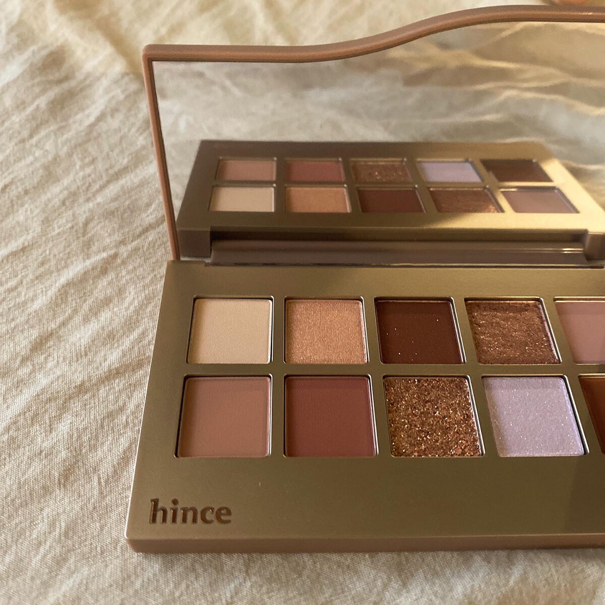 ニューデップスアイシャドウパレット/hince/アイシャドウパレットを使ったクチコミ（2枚目）