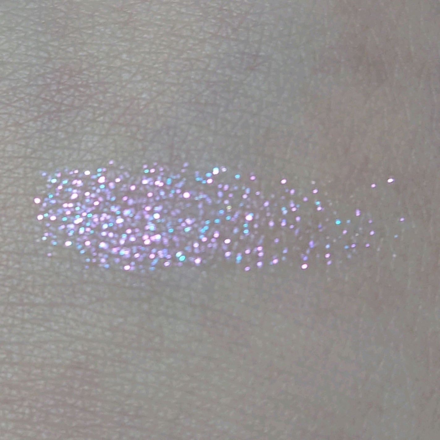 マルチグリッターカラー/ENBAN TOKYO/単色アイシャドウを使ったクチコミ(5枚目)