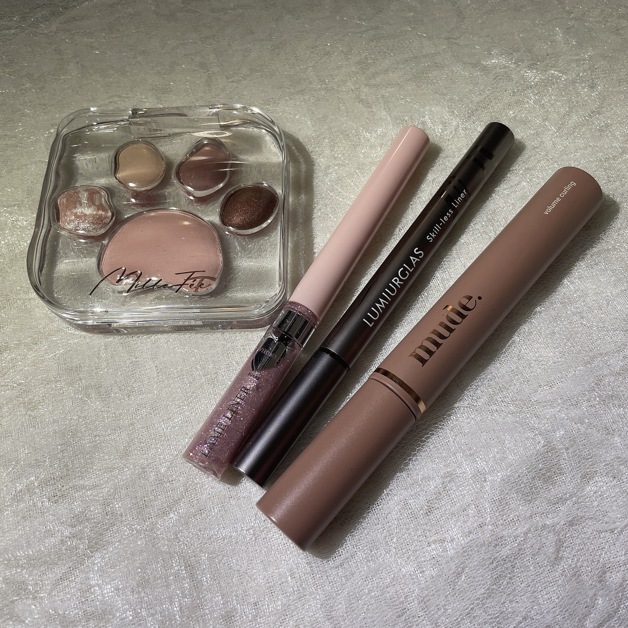 フーミー キララメライナー/WHOMEE/リキッドアイシャドウを使ったクチコミ（2枚目）