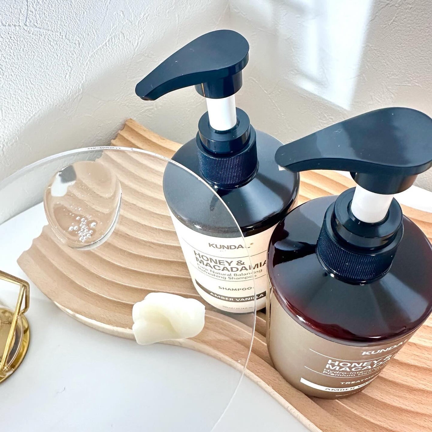 パフュームドヘアミスト フィグ&ロータス/objet by kundal/アウトバストリートメントを使ったクチコミ(5枚目)