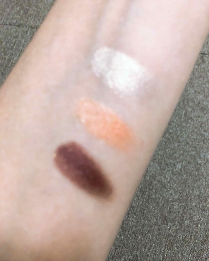 トーンアップアイシャドウ/CEZANNE/アイシャドウパレットを使ったクチコミ(3枚目)