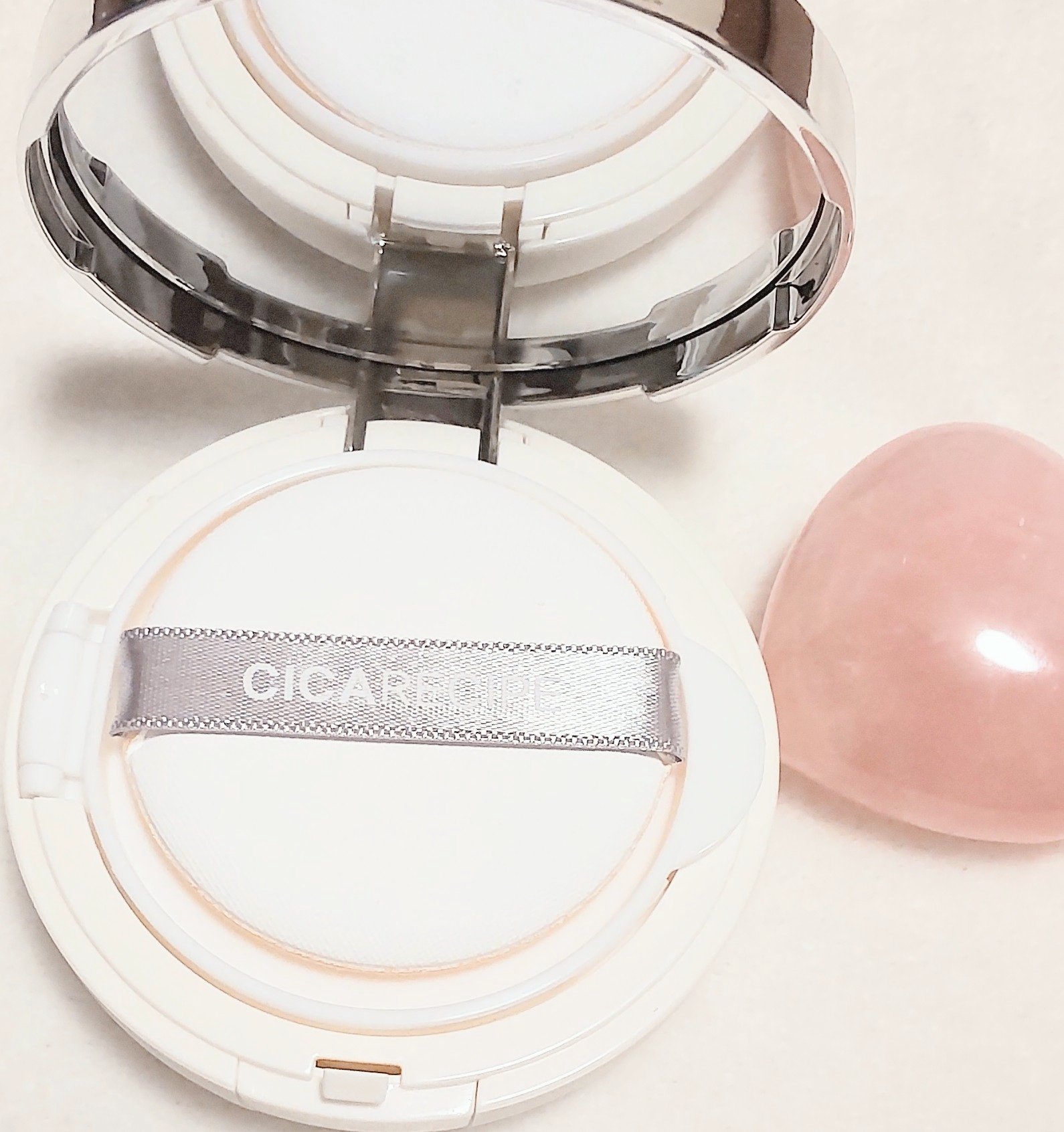 シカレシピセラムクッション/BEAUSTA/クッションファンデーションを使ったクチコミ（2枚目）