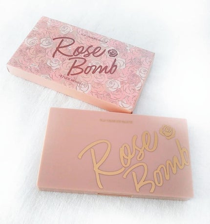 プレイカラーアイパレット ローズボム/ETUDE/アイシャドウパレットを使ったクチコミ(1枚目)