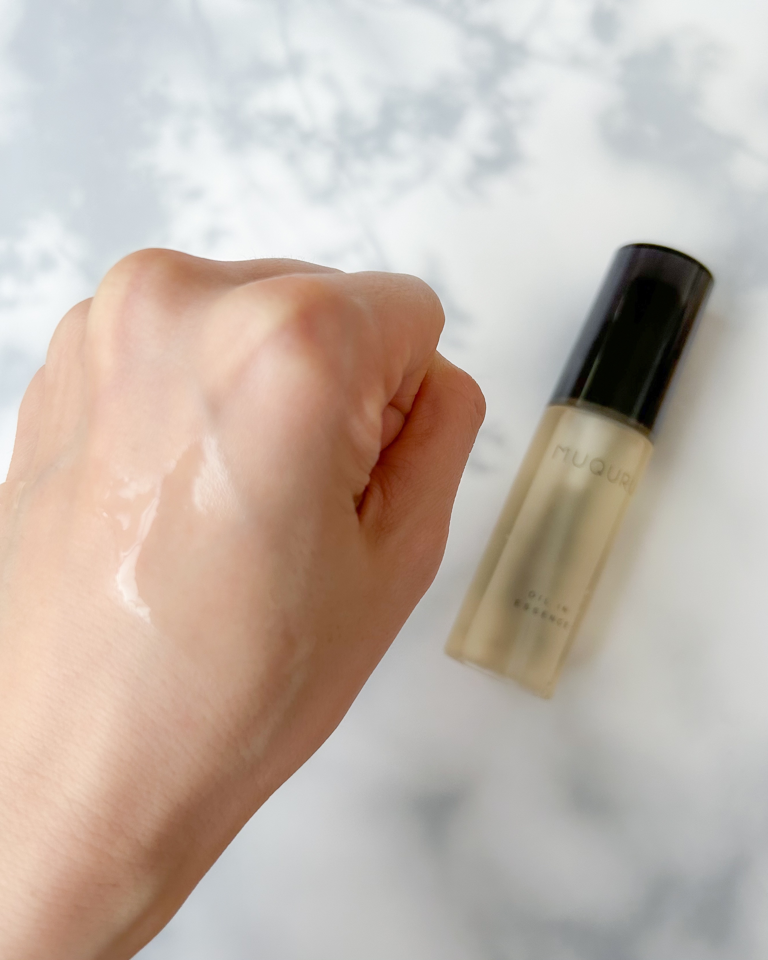 オイルインエッセンス/MUQURU/ブースター・導入液を使ったクチコミ（2枚目）