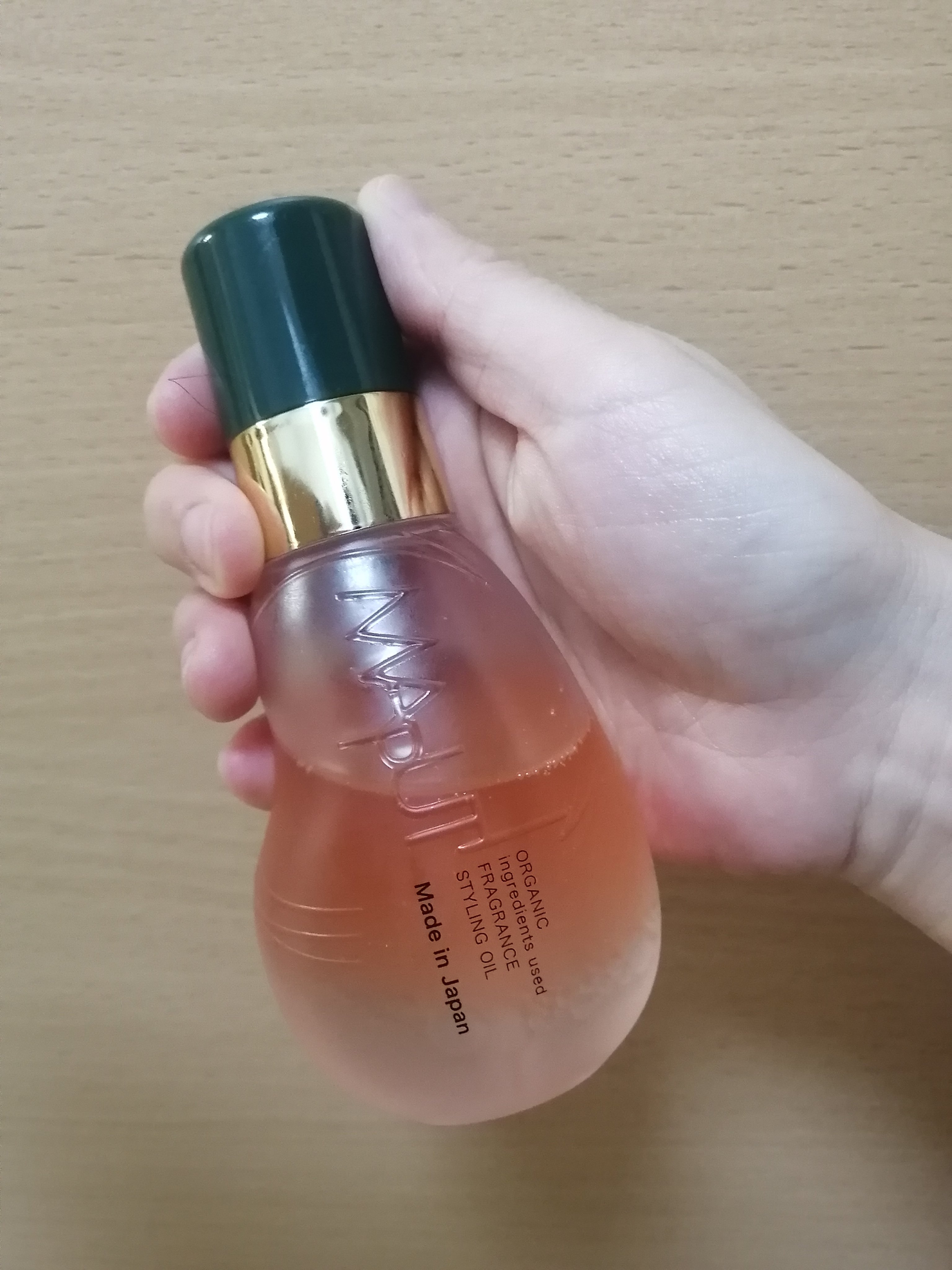 オーガニックフレグランススタイリングオイル MAPUTI/MAPUTI/ヘアオイルを使ったクチコミ（1枚目）