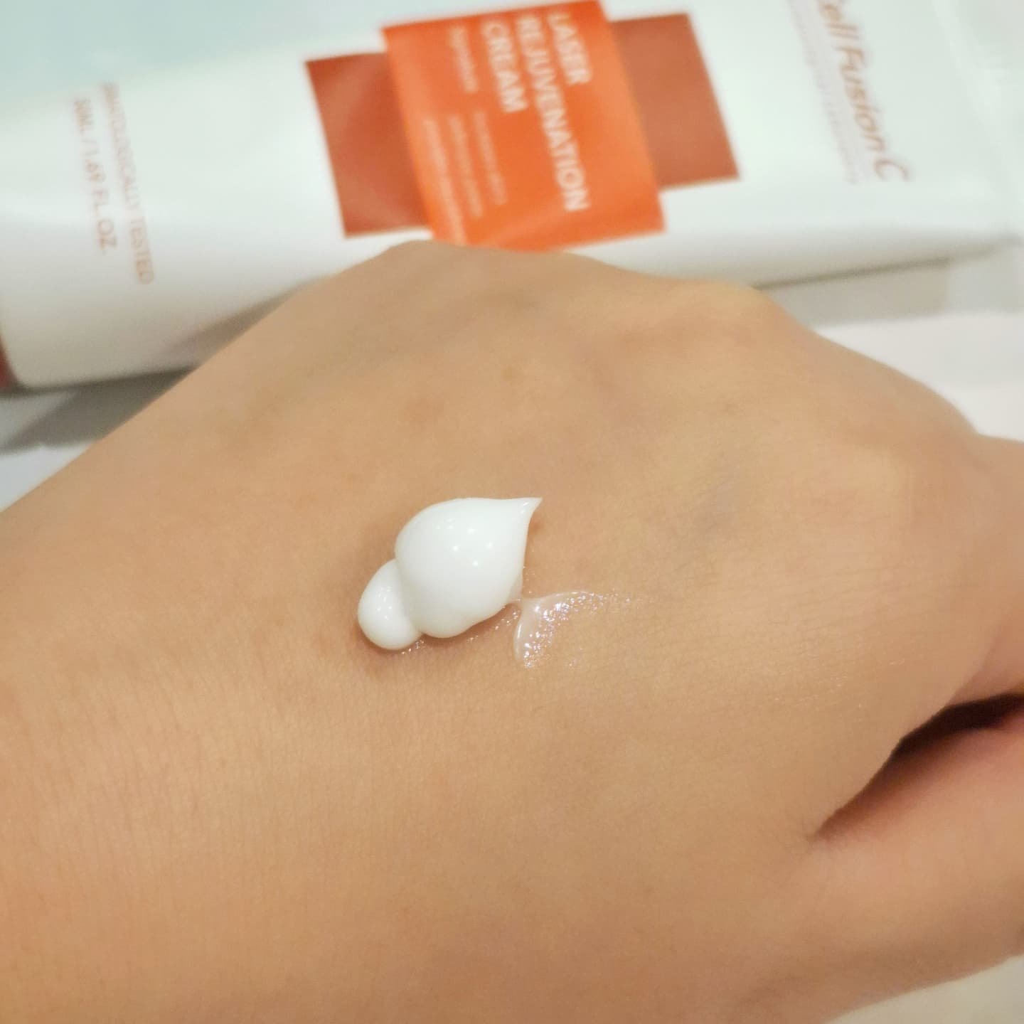 LASER REJUVENATION CREAM/Cell Fusion C(セルフュージョンシー)/フェイスクリームを使ったクチコミ（3枚目）