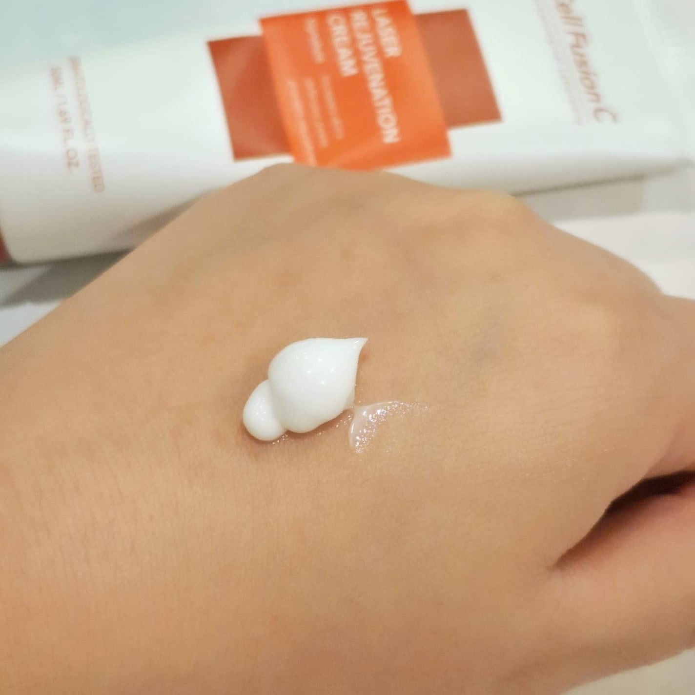 LASER REJUVENATION CREAM/Cell Fusion C(セルフュージョンシー)/フェイスクリームを使ったクチコミ(3枚目)
