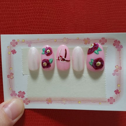 あかゆ/スキンケアメイン⋆* on LIPS 「♡────────和柄ネイル 椿────────♡着物に合うネ..」(2枚目)