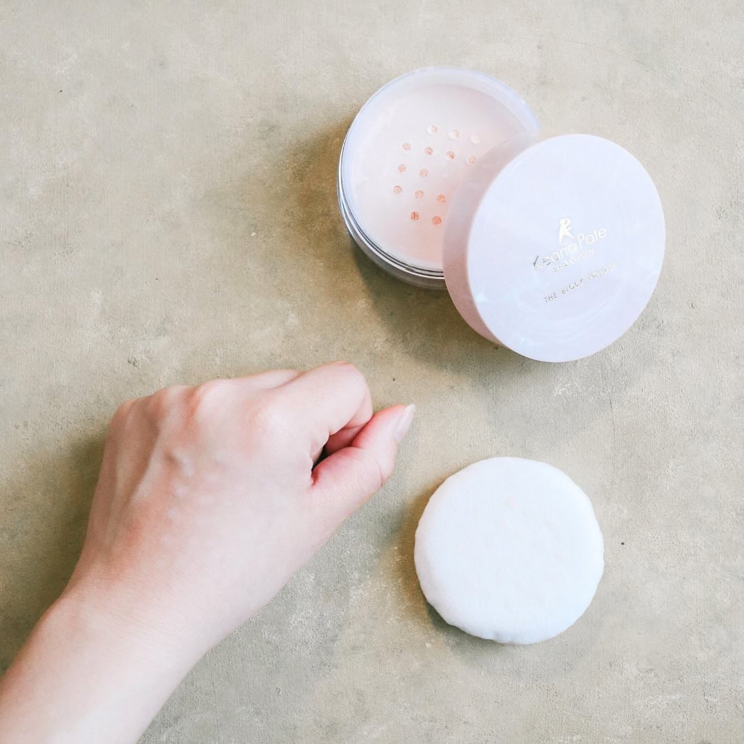 毛穴パテ職人 毛穴崩れブロックパウダー/毛穴パテ職人/ルースパウダーを使ったクチコミ（3枚目）
