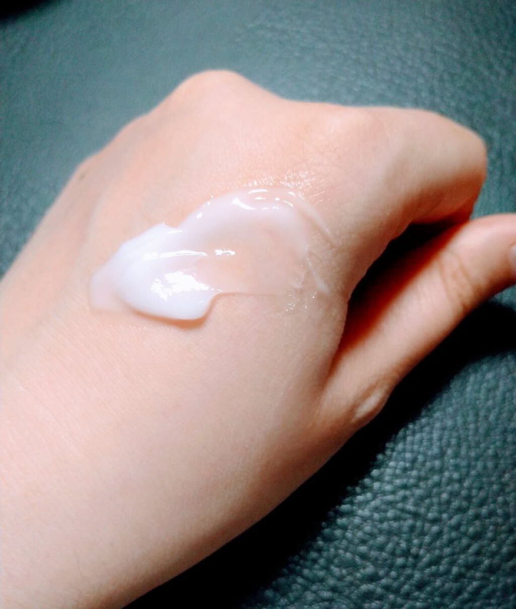 純白専科 すっぴん濃密ジェル/SENKA（専科）/オールインワン化粧品を使ったクチコミ（2枚目）