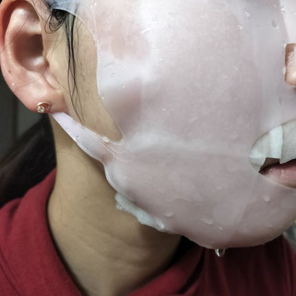 miina@汚肌工事録⚠️ on LIPS 「10/10の#汚肌工事録みなさん今日もおつかれさま🥰/なんか頬..」(4枚目)