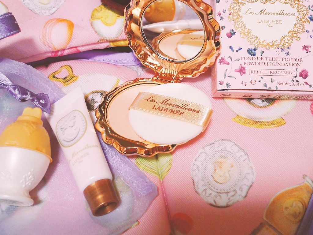 リミテッド エディション パウダー ケース/レ・メルヴェイユーズ ラデュレ/その他化粧小物を使ったクチコミ(4枚目)