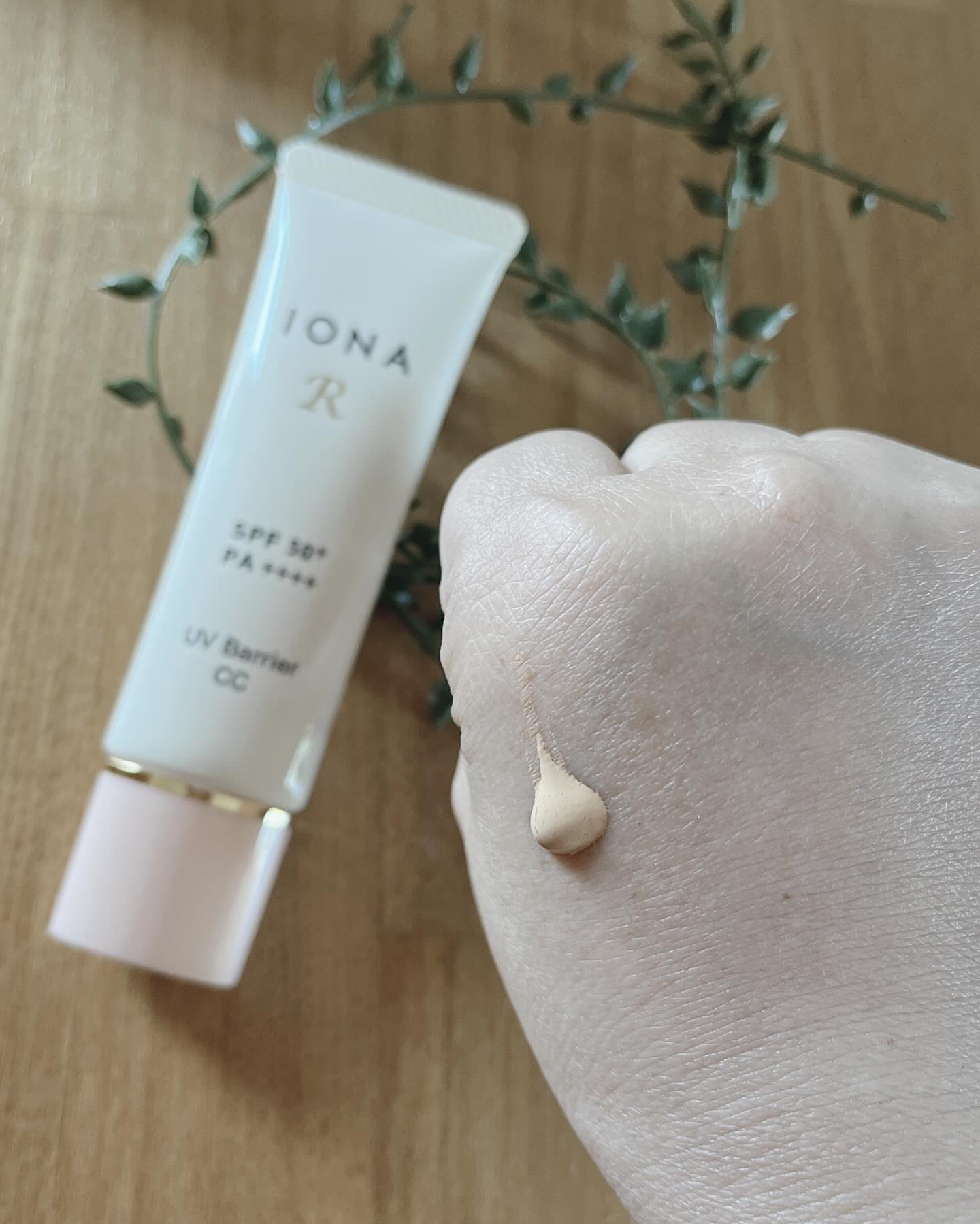 UV バリア/イオナR (イオナアール)/日焼け止めクリームを使ったクチコミ（2枚目）