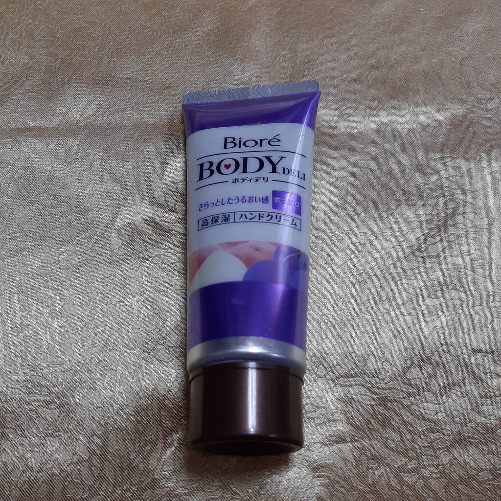 ビオレ ボディデリ 濃厚ハンドバター (さっぱり)のクチコミ「さっぱりした感触のハンドクリームで、べたつきがないのが、良かったです。

とはいえ、保湿力は充.....」（1枚目）