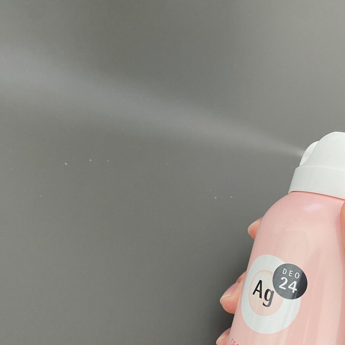 パウダースプレー（フローラルブーケ）/エージーデオ24/デオドラント・制汗剤を使ったクチコミ（2枚目）