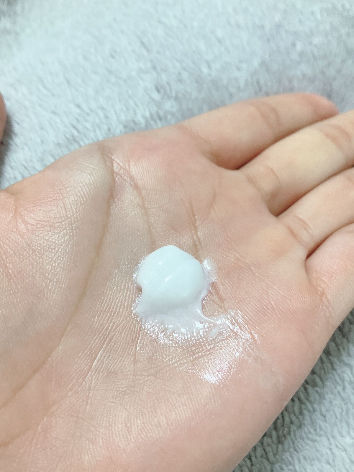 ヴァセリン アドバンスドリペア ボディローション 無香料/ヴァセリン/ボディローションを使ったクチコミ(2枚目)