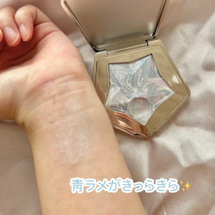 スターダストダイヤモンドハイライトパウダー/PERFECT DIARY/パウダーハイライトを使ったクチコミ(4枚目)