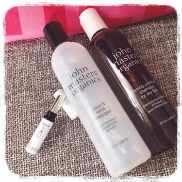 john masters organics イブニングプリムローズシャンプーのクチコミ「どちらも廃盤になったのかな、以前使っていました。

ノンシリコンの流行りとともに髪の曲がり角を.....」（1枚目）