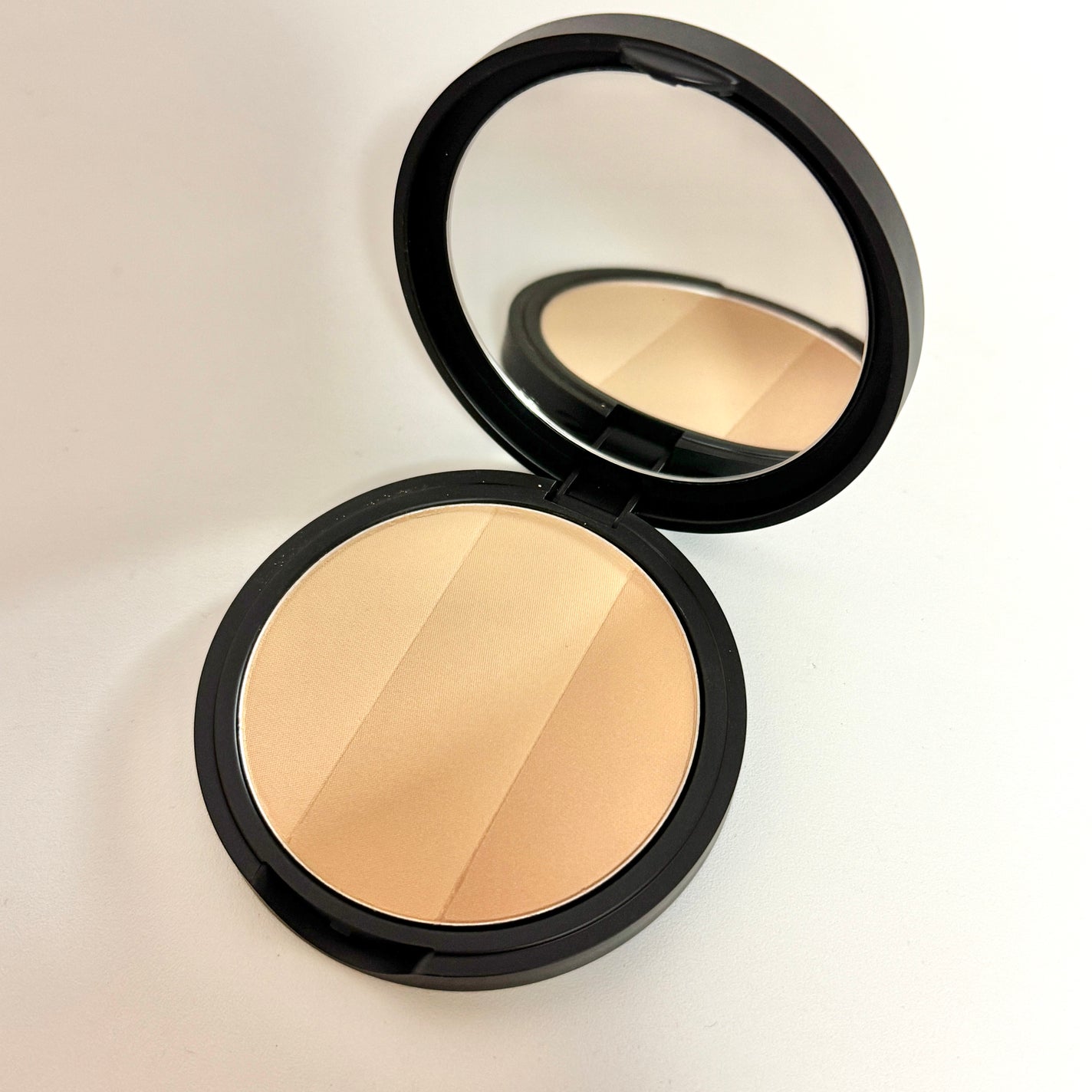 アートクラスバイロダン シェーディング/too cool for school/シェーディングを使ったクチコミ(3枚目)