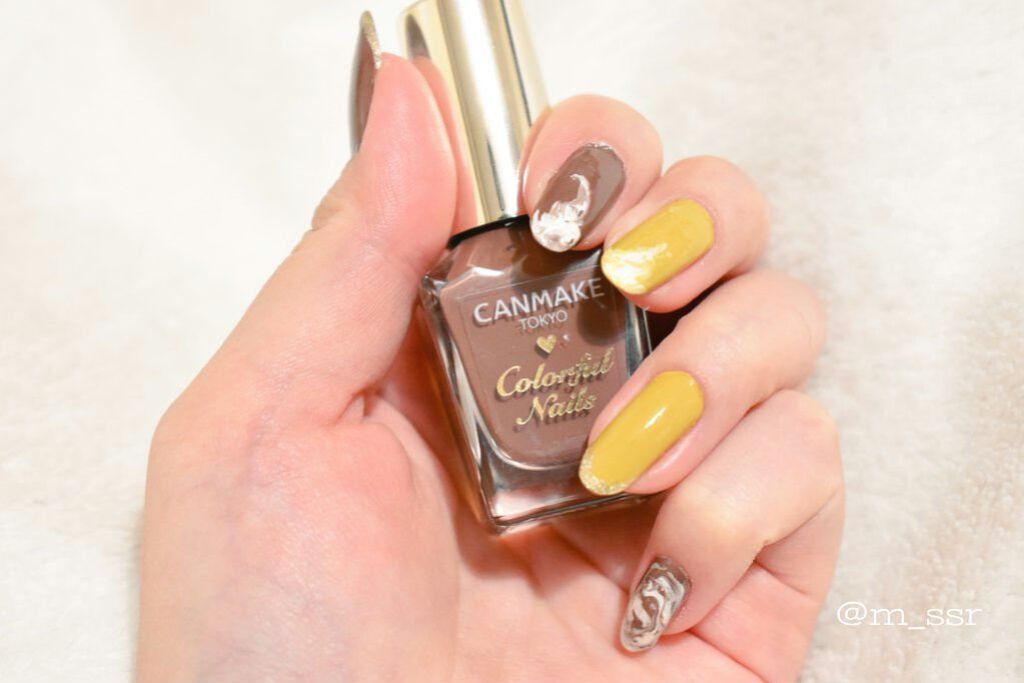 カラフルネイルズ/キャンメイク/マニキュアを使ったクチコミ（3枚目）