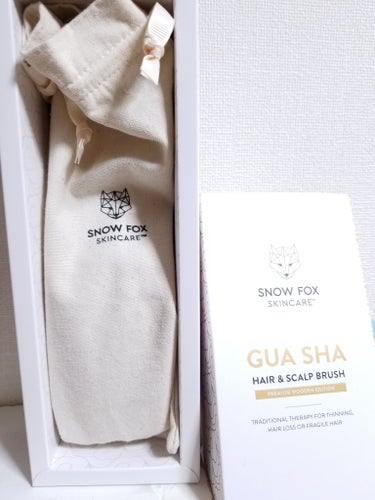 SNOW FOX SKINCARE プレミアム FOXカッサ ウッド ヘアブラシのクチコミ「Snow Fox Skincare　プレミアム FOXカッサ ウッド ヘアブラシを
使わせてい.....」（3枚目）