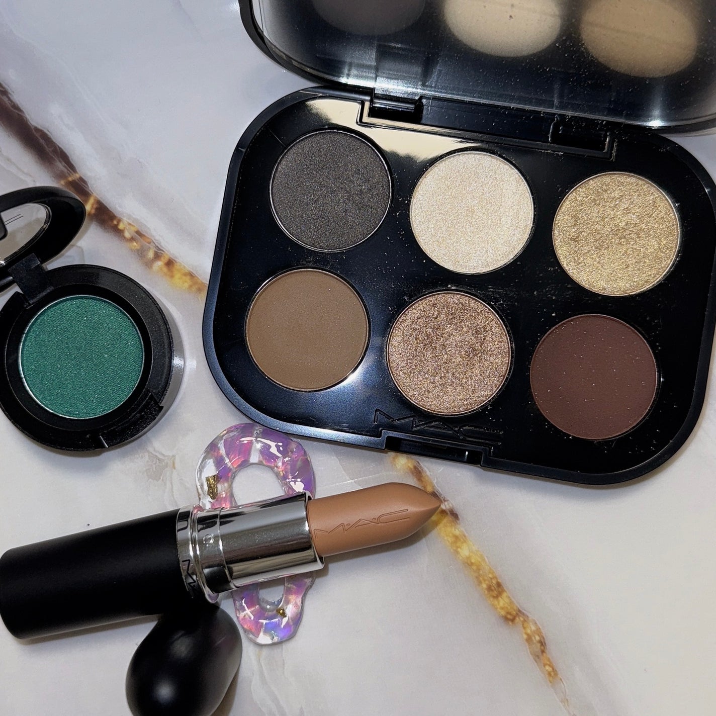 スモール アイシャドウ/M・A・C/単色アイシャドウを使ったクチコミ(4枚目)