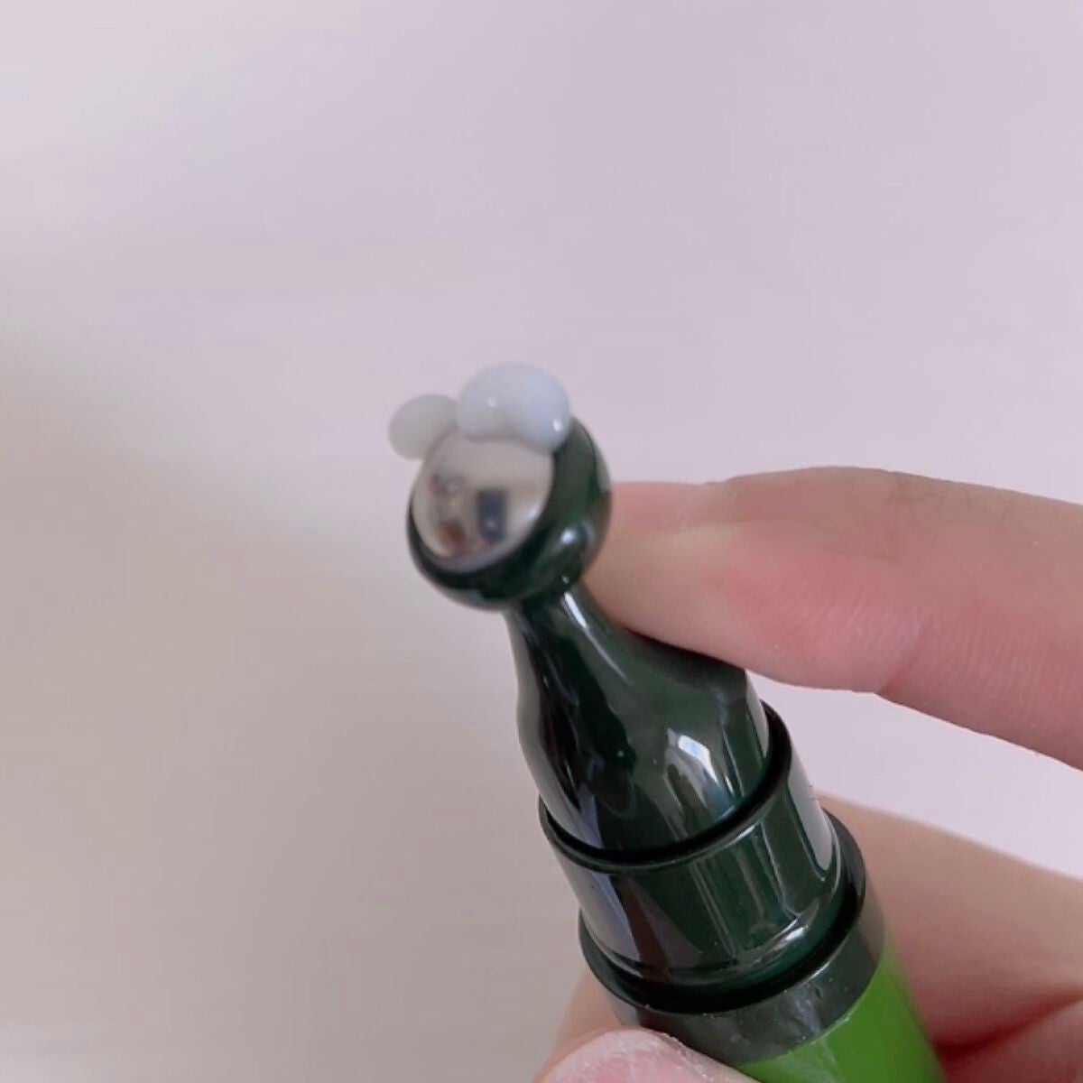 グリーンティーシード モイスト アイ&フェイスボール/innisfree/美容液を使ったクチコミ(3枚目)