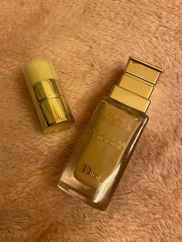 Dior プレステージ ル フルイド タン ドゥ ローズのクチコミ「ついにプレステージラインデビューしました！！

Dior
プレステージ ル フルイド タン ド.....」（1枚目）