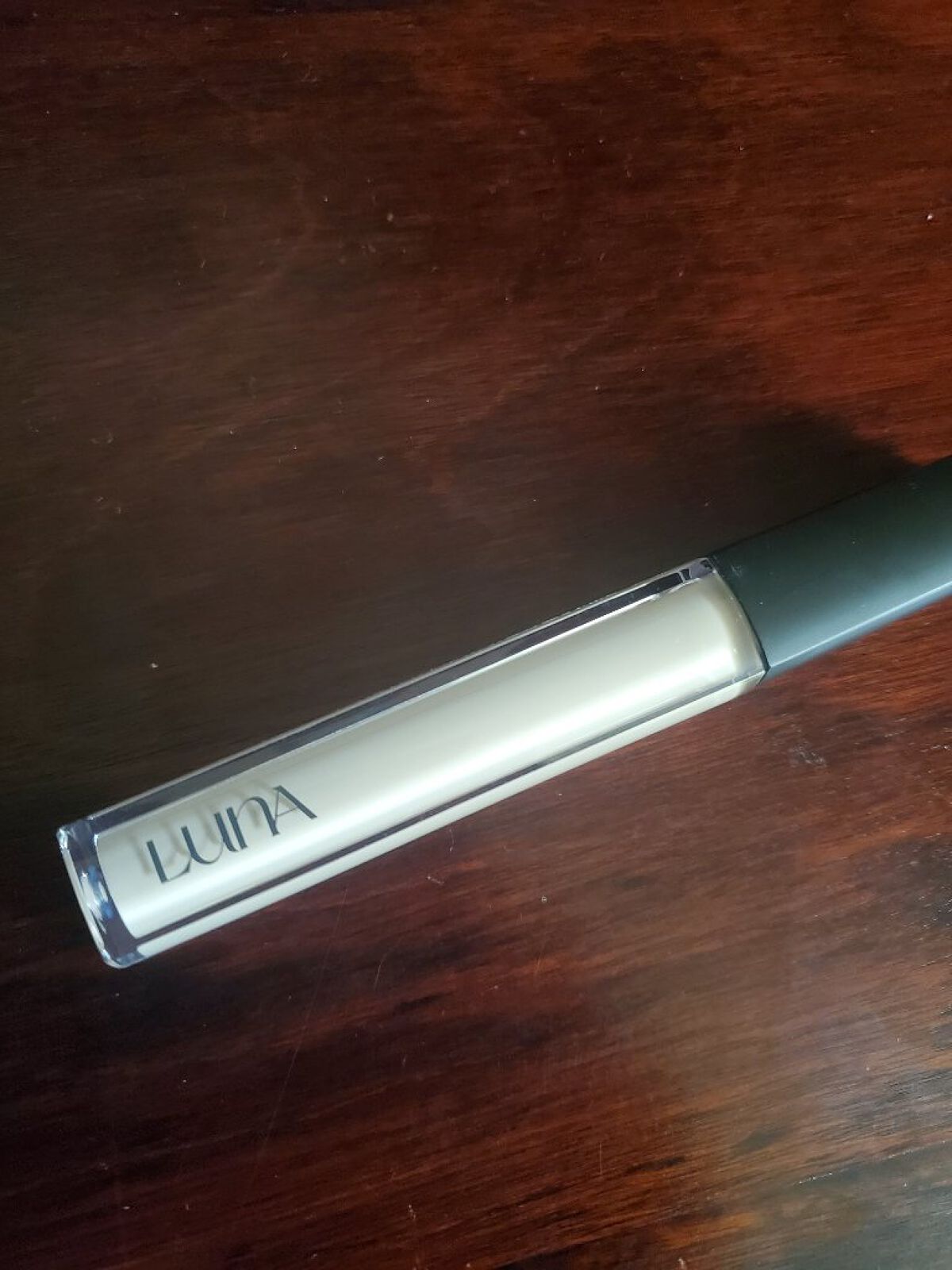 ロングラスティングチップコンシーラー 0.5 ポーセリン/LUNA/リキッドコンシーラーを使ったクチコミ（1枚目）