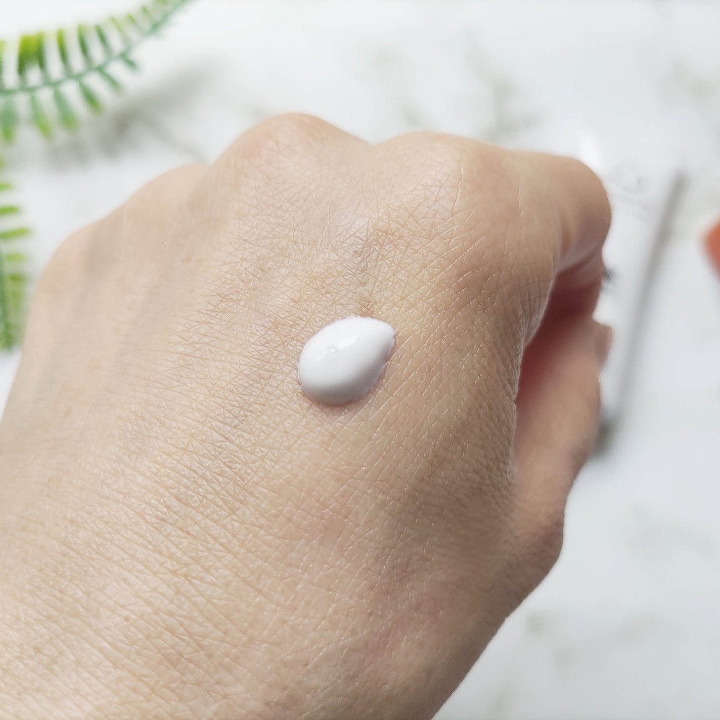 Denovis ノンケミUV下地/コスモビューティー/日焼け止めクリームを使ったクチコミ(4枚目)