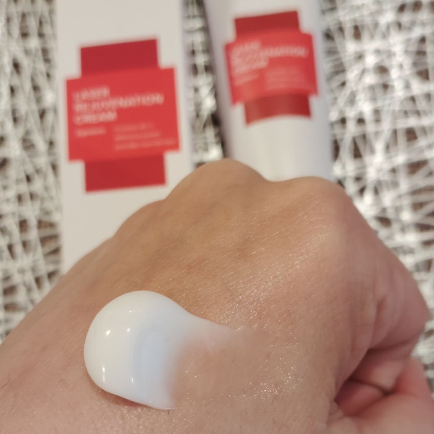 LASER REJUVENATION CREAM/Cell Fusion C(セルフュージョンシー)/フェイスクリームを使ったクチコミ（3枚目）