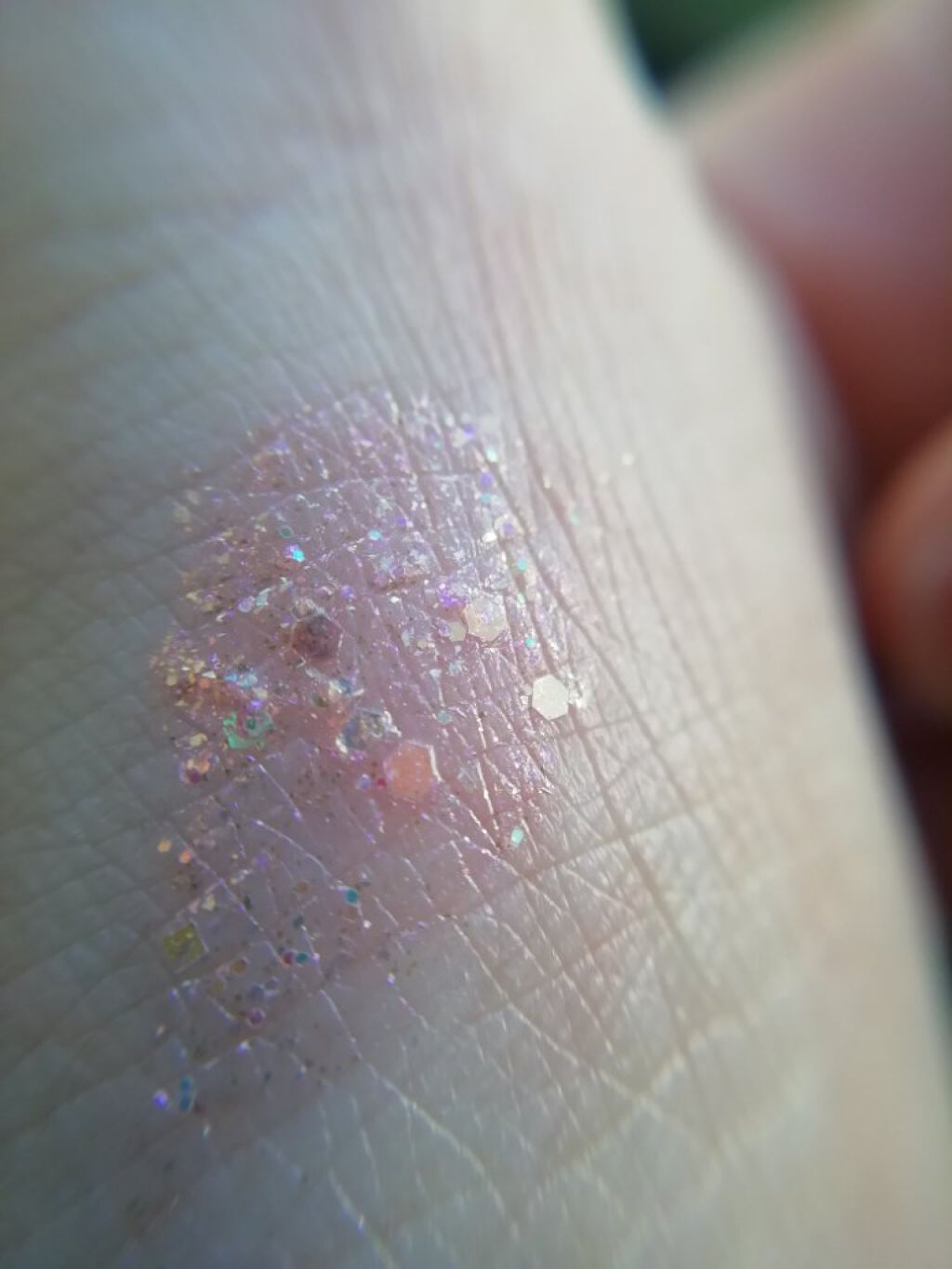 シュガー トゥインクル リキッド グリッター/PERIPERA/グリッターを使ったクチコミ（3枚目）