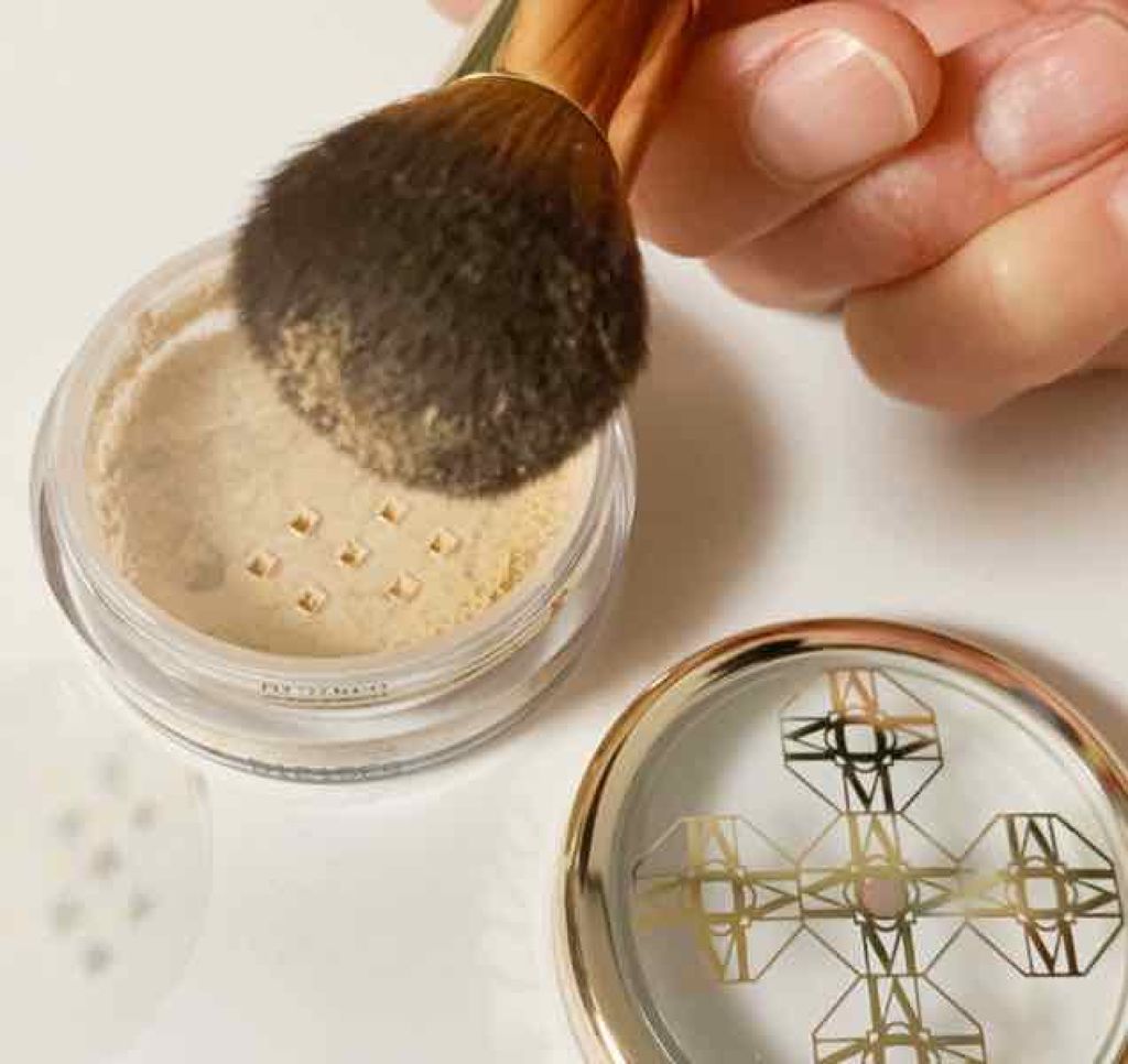 ファンデーション/ONLY MINERALS/ルースパウダーを使ったクチコミ(2枚目)